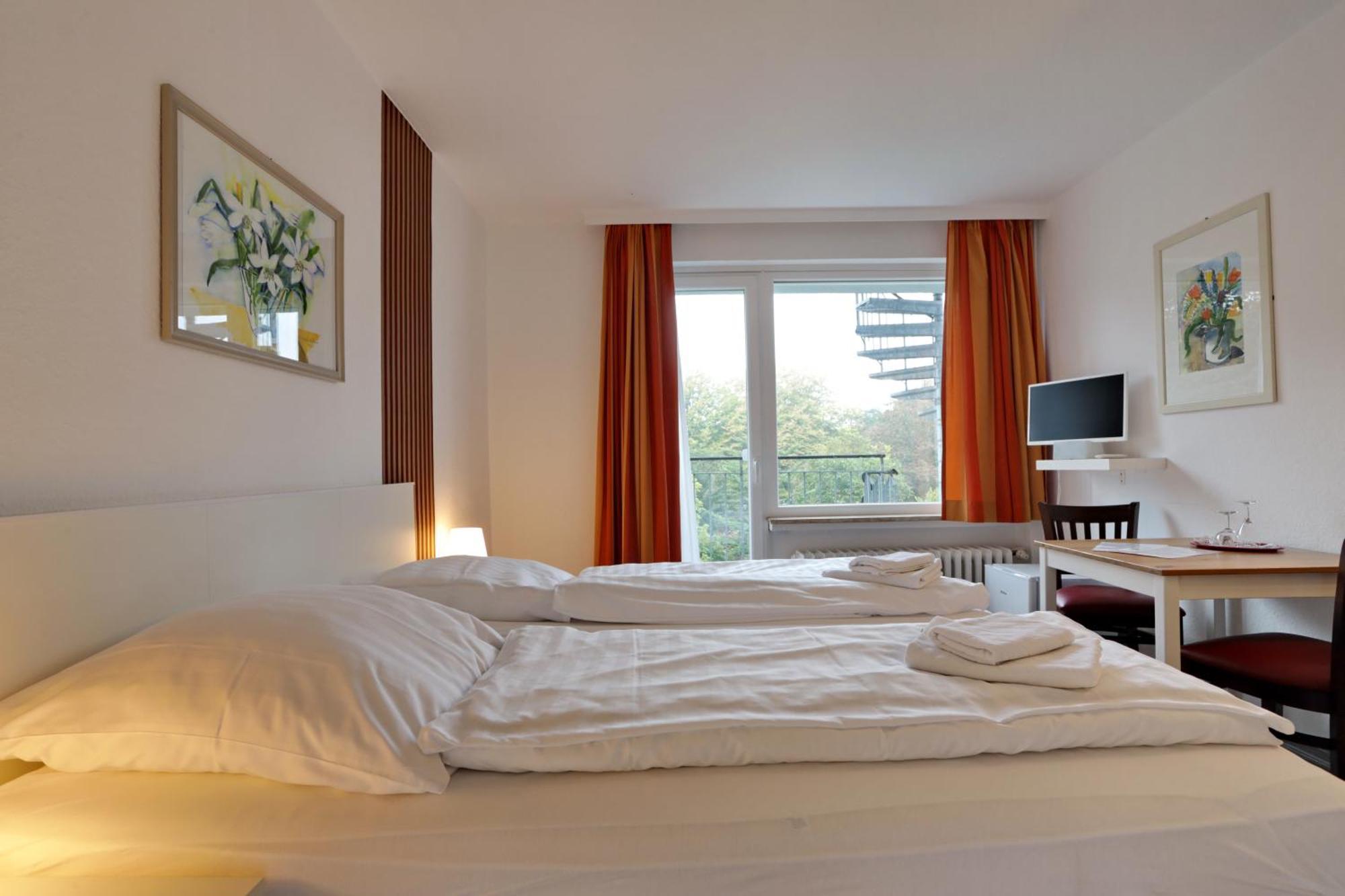 Hotel Am Park Braunschweig Esterno foto