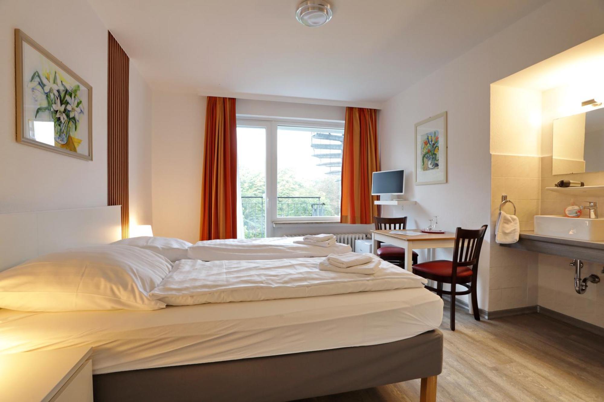 Hotel Am Park Braunschweig Esterno foto